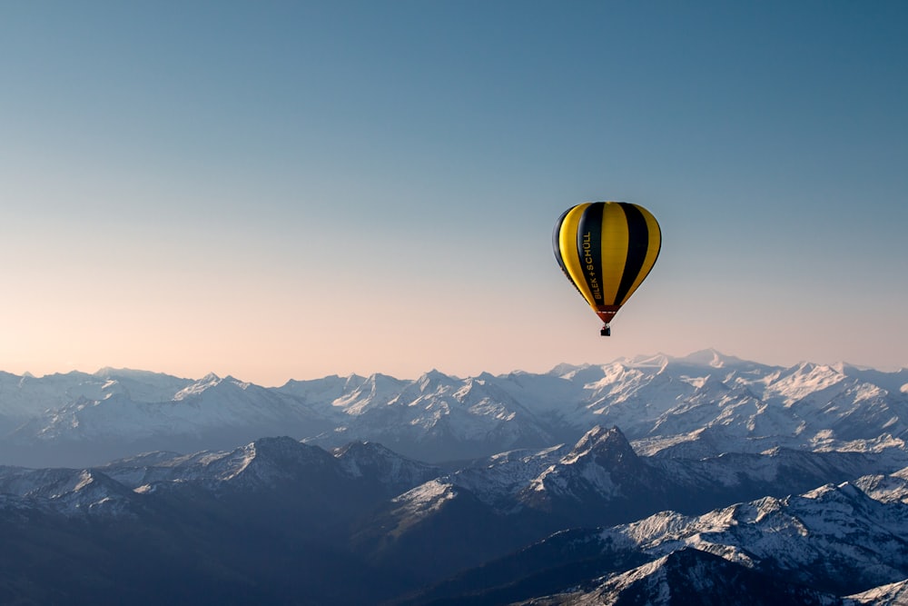 Vol en montgolfière au-dessus du Mont-Blanc