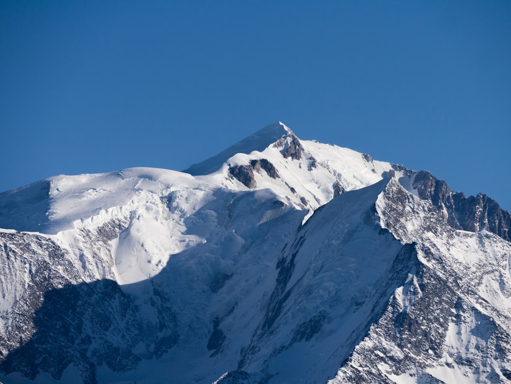Randonnée vers les sommets du Mont-Blanc